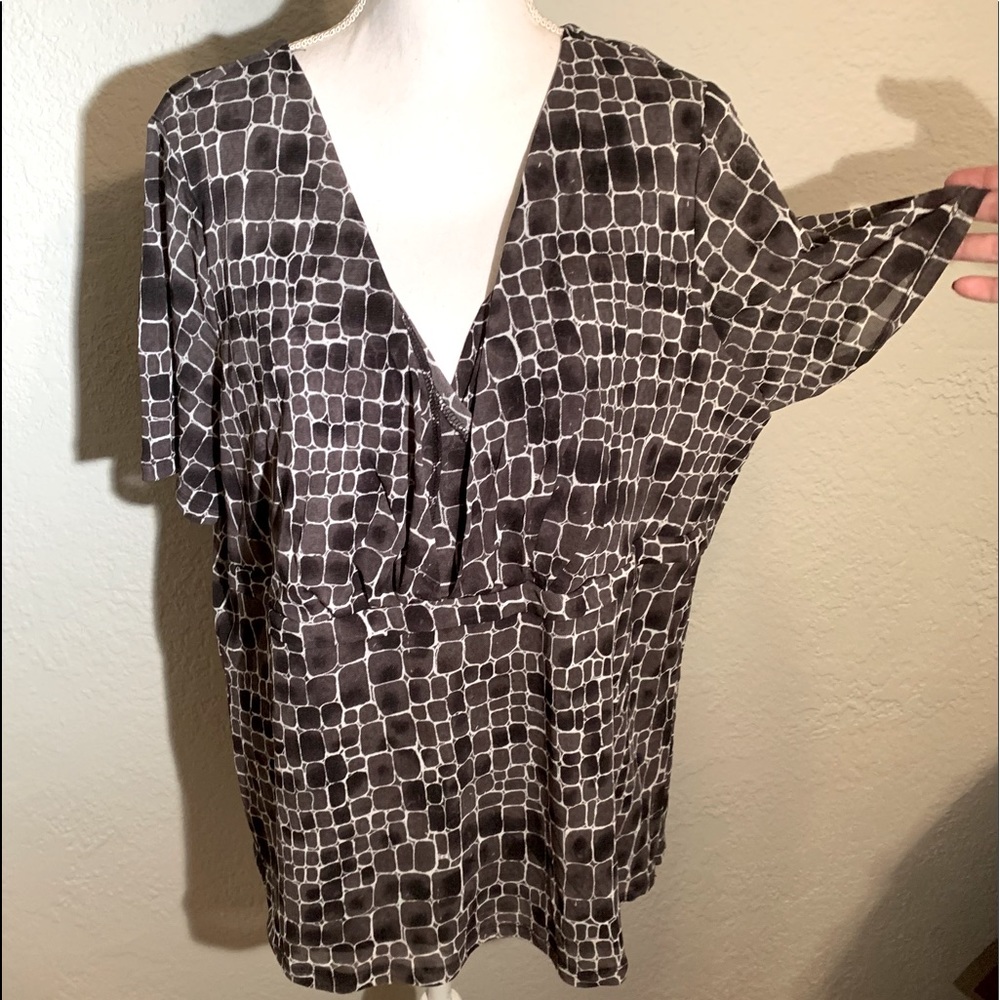 Liz Claiborne plus size v-neck faux wrap flutter sleeves women’s 2X